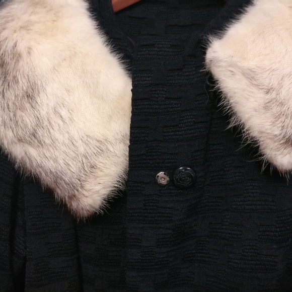 Vintage Coat Circa 1960's - Picture 3 of 8